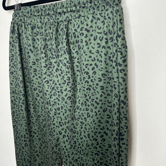 Green and Black Leopard Print Relaxed Fit Draw String Joggers Sweat Pants Medium - Picture 12 of 15
